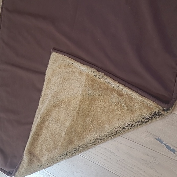 EUC Pottery Barn Throw Blanket Brown/Grey Faux Fur Heavy Weight Sofa Blanket - Picture 6 of 11